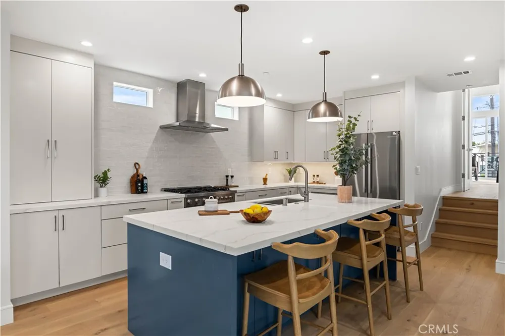 1212 19th Street Hermosa Beach, CA 90254