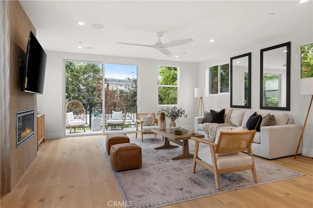 1212 19th Street Hermosa Beach, CA 90254