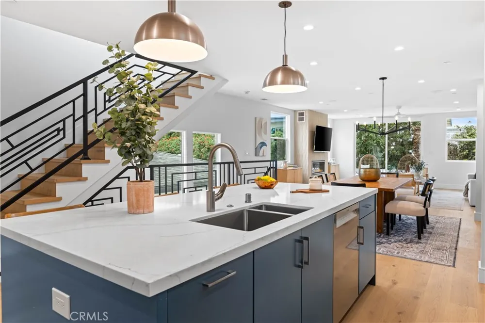 1212 19th Street Hermosa Beach, CA 90254