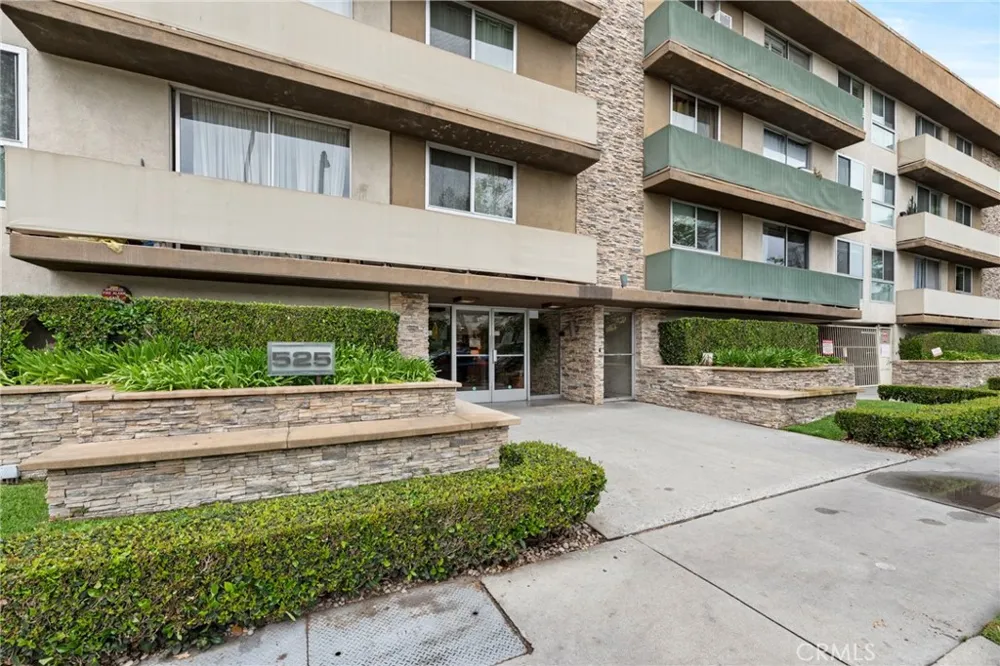 525 Sycamore Avenue #333 Los Angeles, CA 90036