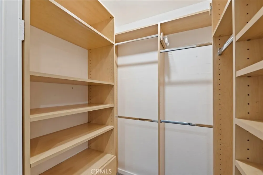 525 Sycamore Avenue #333 Los Angeles, CA 90036