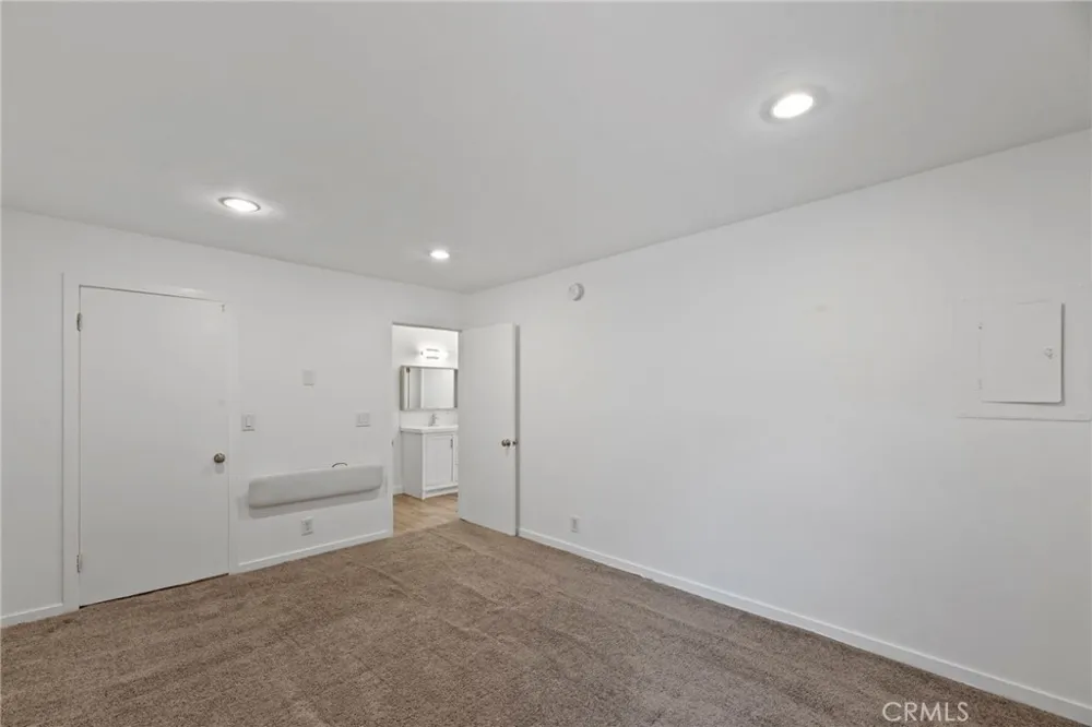 525 Sycamore Avenue #333 Los Angeles, CA 90036