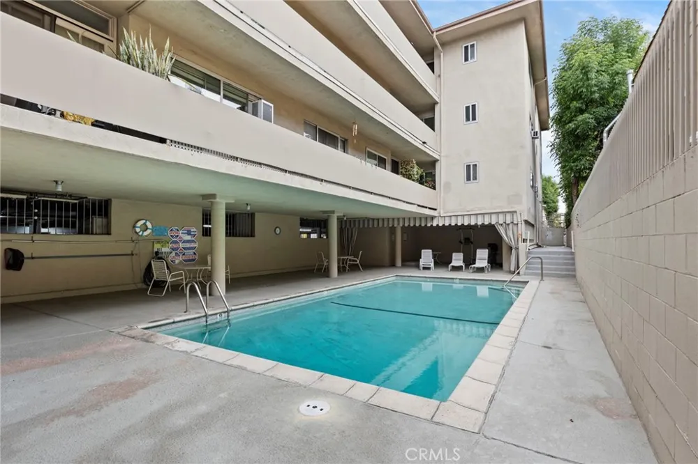 525 Sycamore Avenue #333 Los Angeles, CA 90036