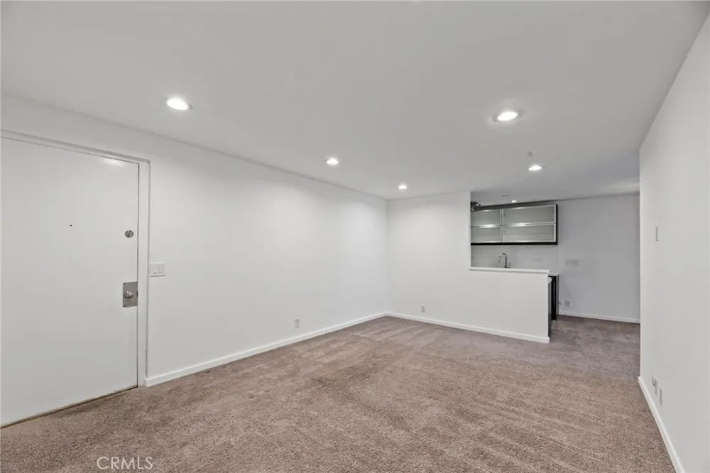 525 Sycamore Avenue #333 Los Angeles, CA 90036
