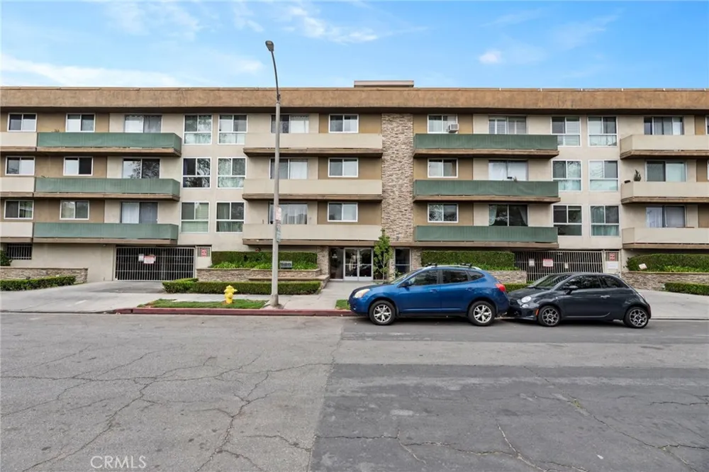 525 Sycamore Avenue #333 Los Angeles, CA 90036
