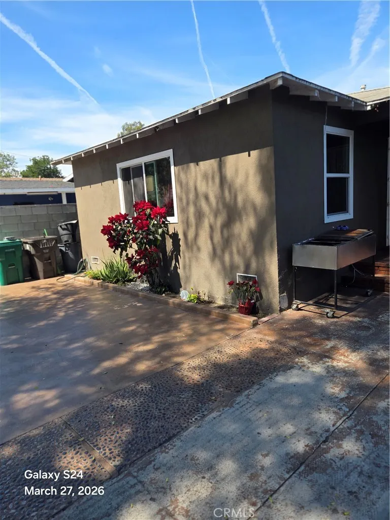 1629 W 19th Long Beach, CA 90810