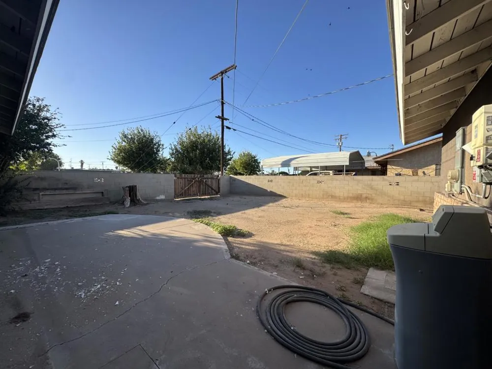 301 Sola Avenue Blythe, CA 92225