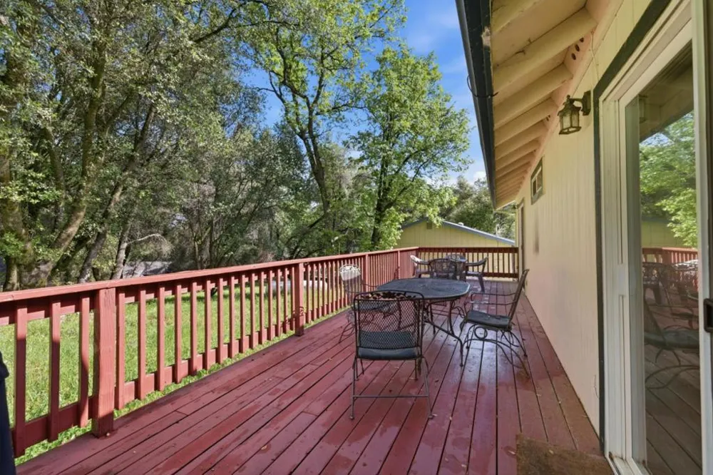13074 Jackson Mill Drive Groveland, CA 95321