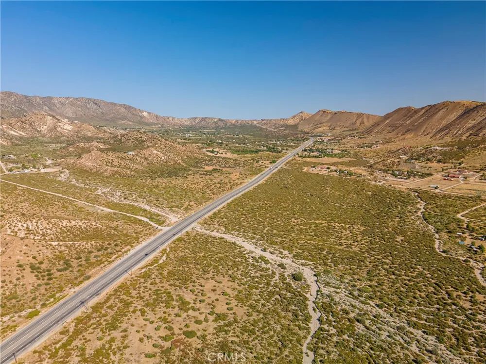 5916 Hwy 138 Phelan, CA 92371