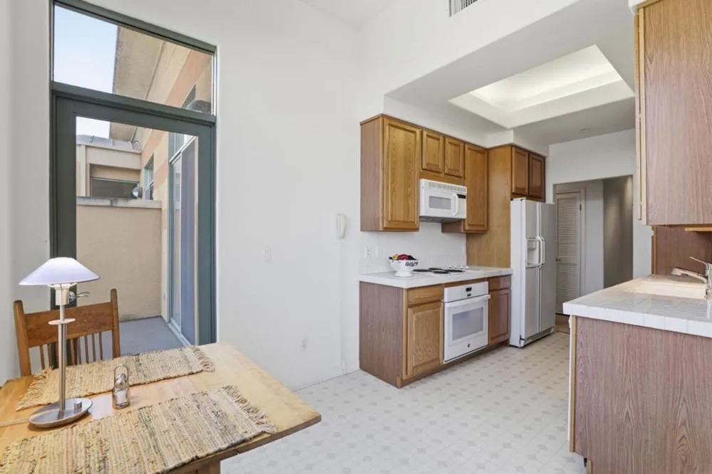 144 S 3rd Street #607 San Jose, CA 95112