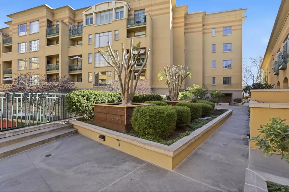 144 S 3rd Street #607 San Jose, CA 95112