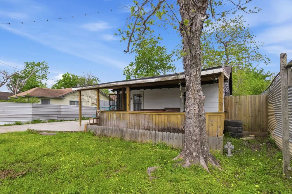2423 Chamberlain Street Houston, TX 77093