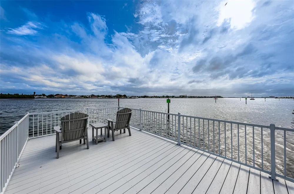 1859 SHORE DRIVE S #107 South Pasadena, FL 33707