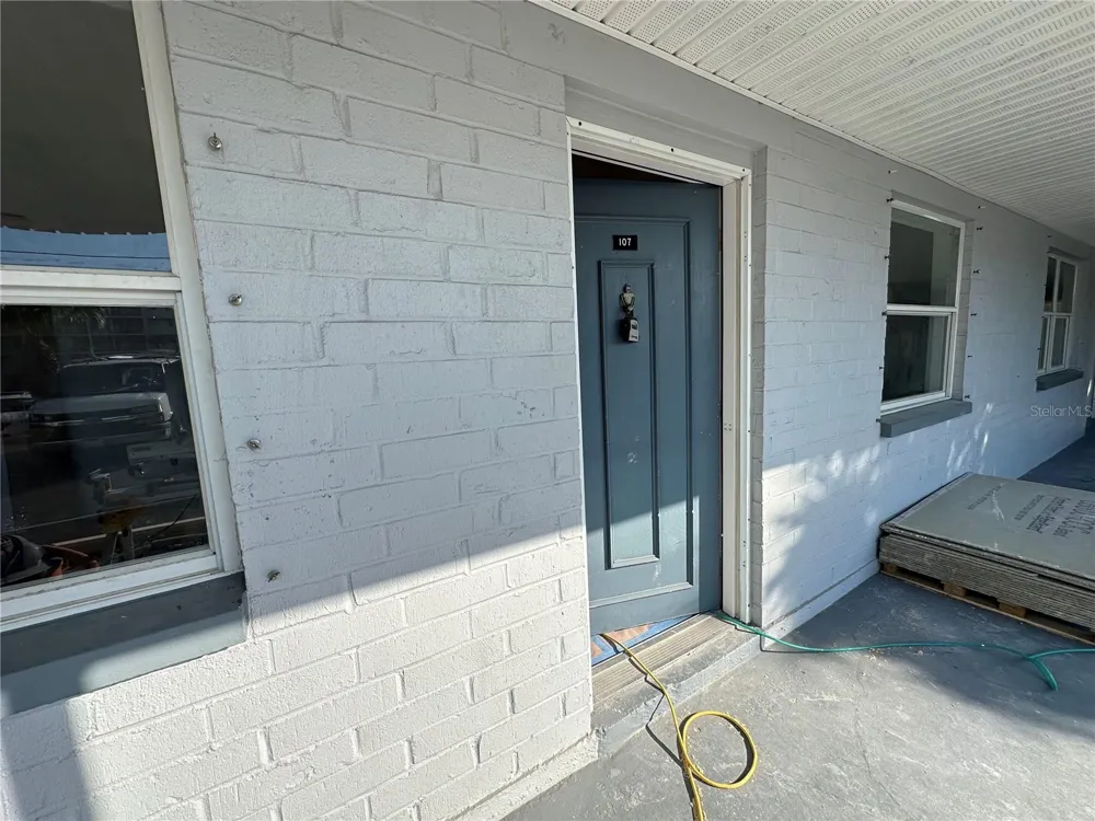 1859 SHORE DRIVE S #107 South Pasadena, FL 33707