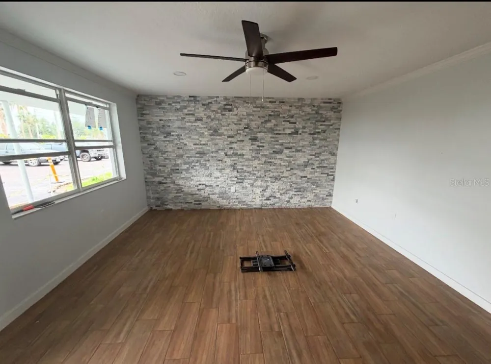 1859 SHORE DRIVE S #107 South Pasadena, FL 33707