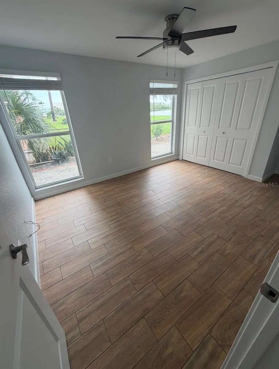 1859 SHORE DRIVE S #107 South Pasadena, FL 33707