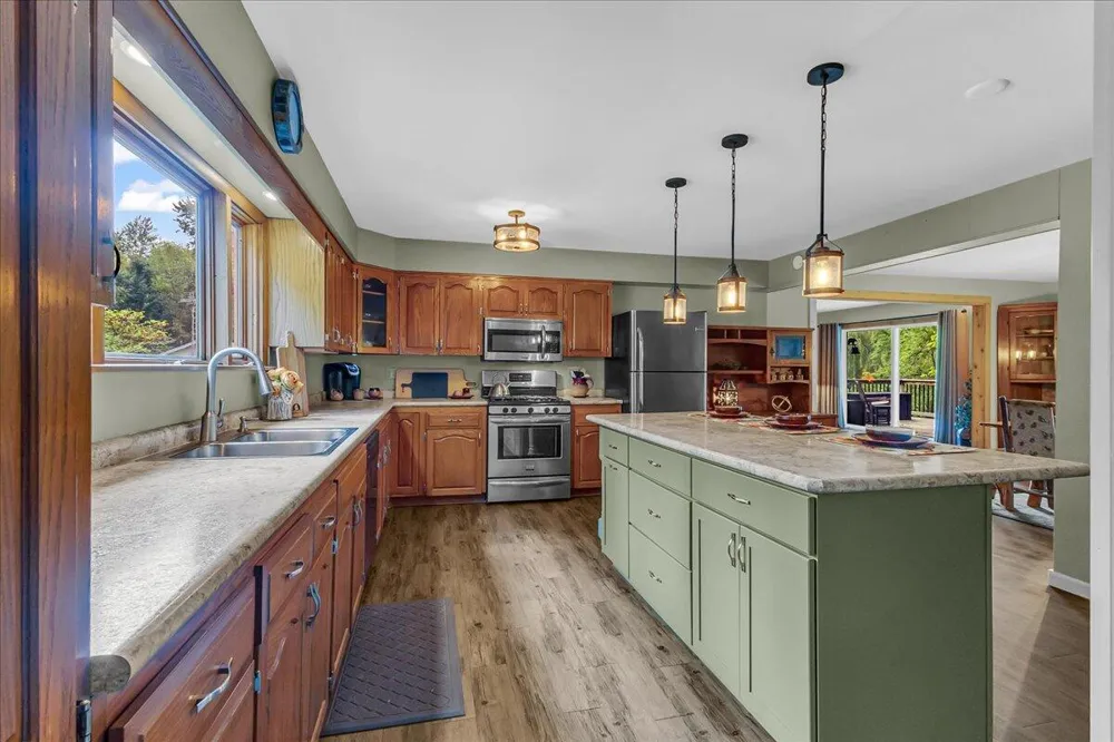 45417 15th Avenue Bloomingdale Township, MI 49026