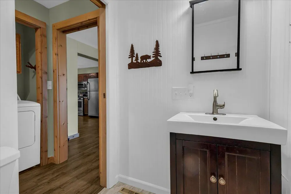 45417 15th Avenue Bloomingdale Township, MI 49026