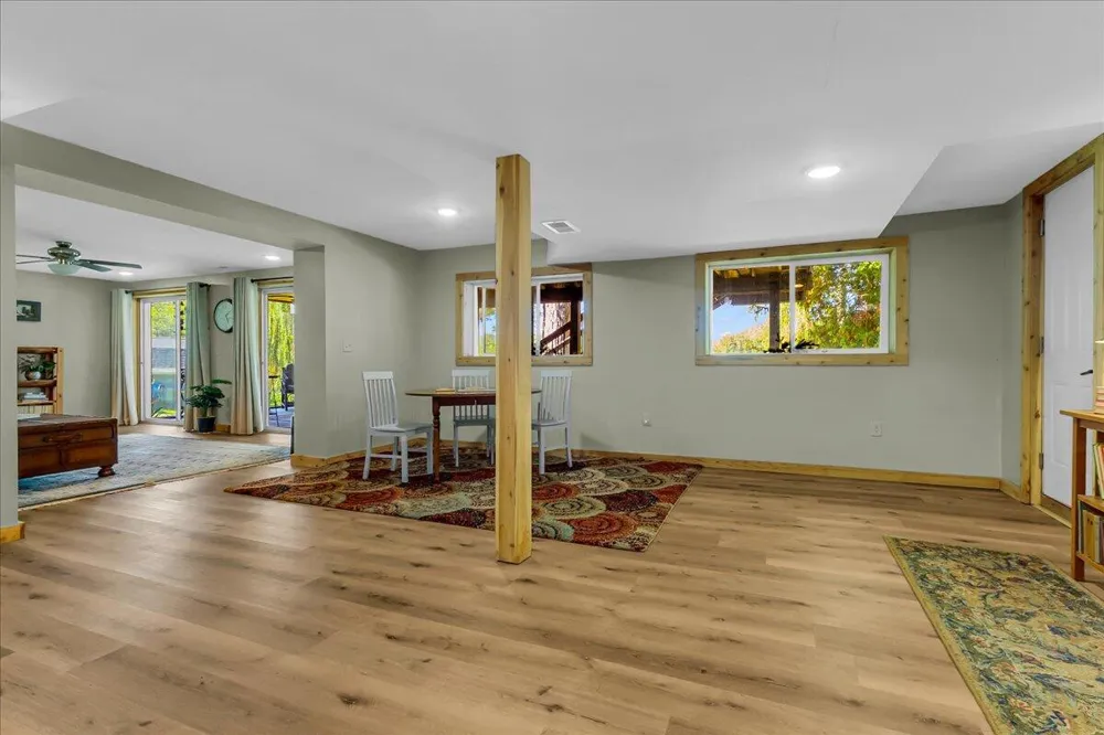 45417 15th Avenue Bloomingdale Township, MI 49026