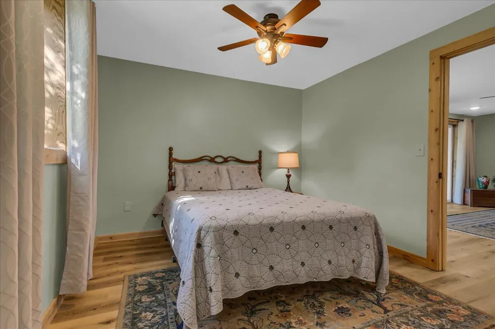 45417 15th Avenue Bloomingdale Township, MI 49026
