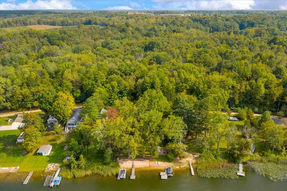 45417 15th Avenue Bloomingdale Township, MI 49026