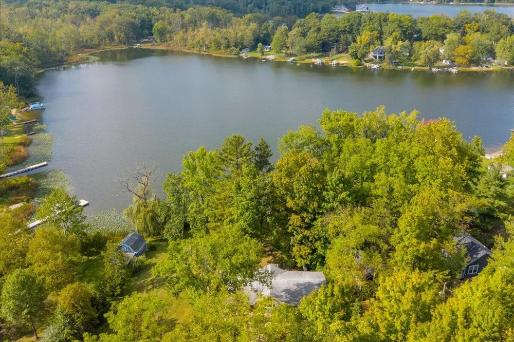 45417 15th Avenue Bloomingdale Township, MI 49026