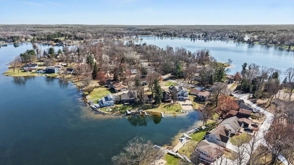 7788 W Royal Road Morton Township, MI 49346