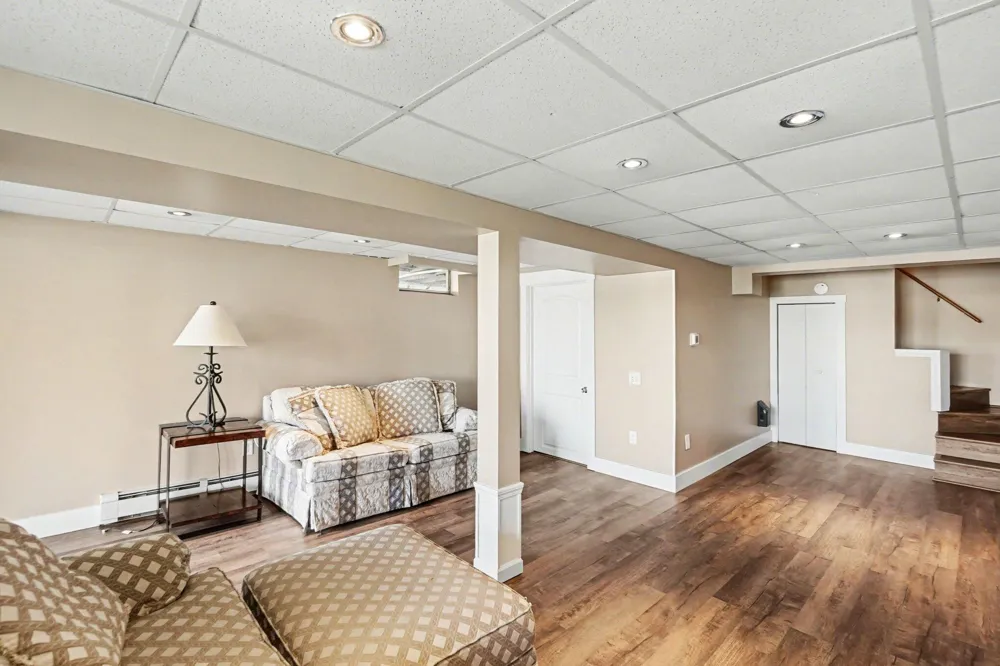 7788 W Royal Road Morton Township, MI 49346