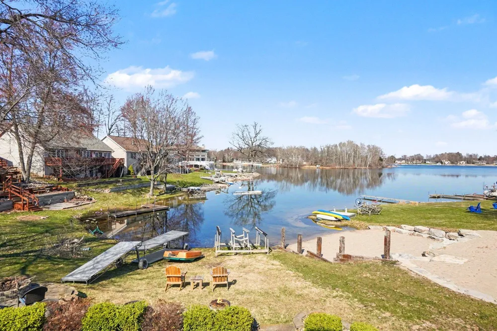 7788 W Royal Road Morton Township, MI 49346