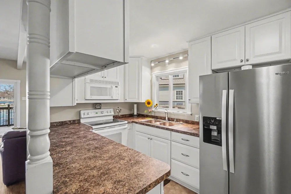 7788 W Royal Road Morton Township, MI 49346