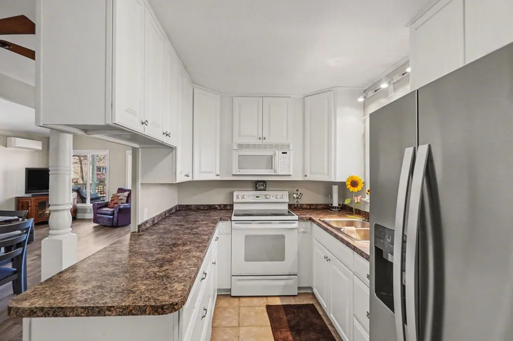 7788 W Royal Road Morton Township, MI 49346