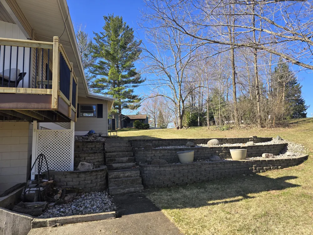 7788 W Royal Road Morton Township, MI 49346