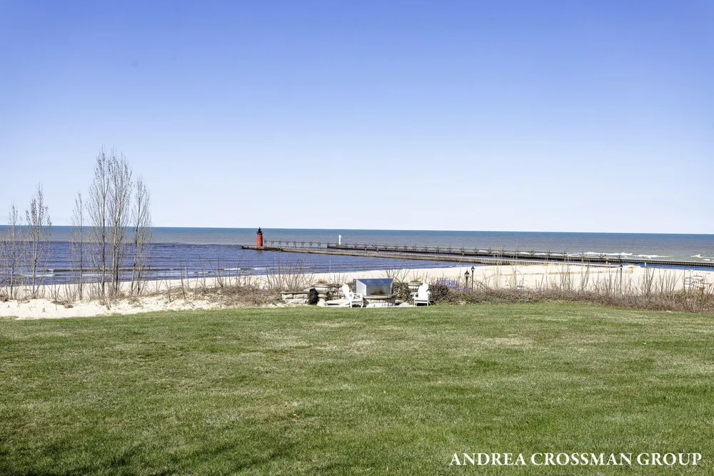 456 Monroe Boulevard South Haven City, MI 49090