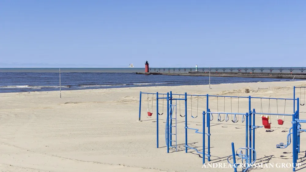 456 Monroe Boulevard South Haven City, MI 49090