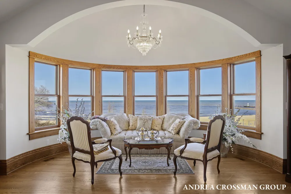 456 Monroe Boulevard South Haven City, MI 49090