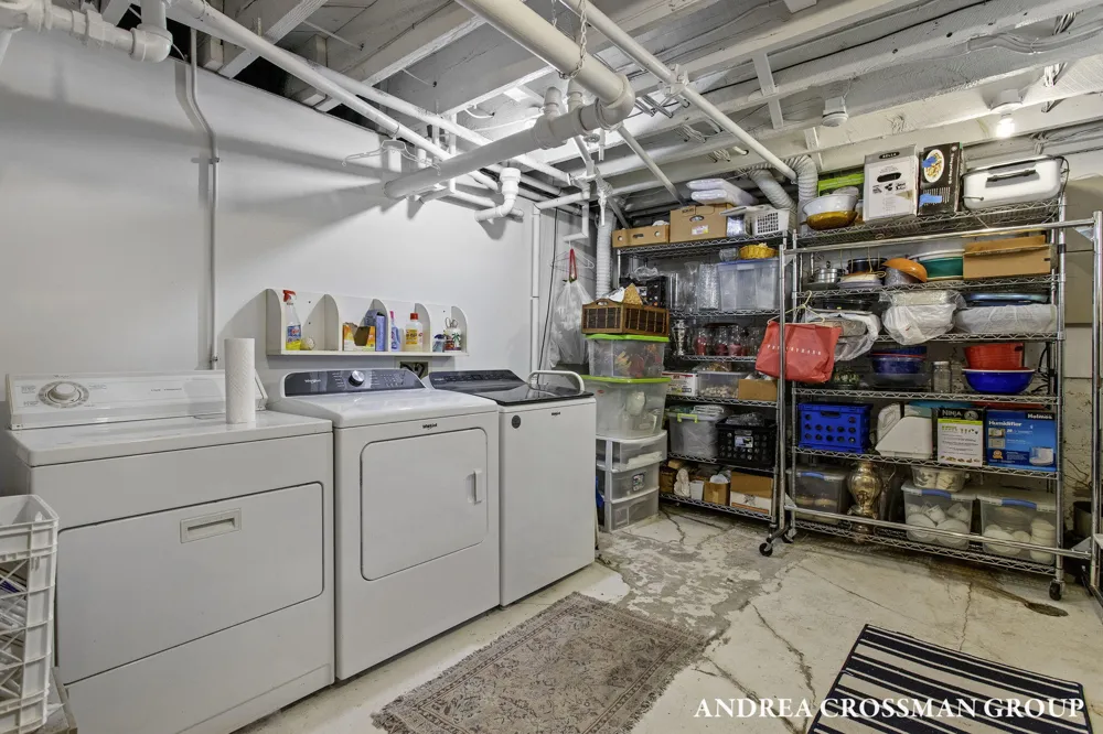 456 Monroe Boulevard South Haven City, MI 49090