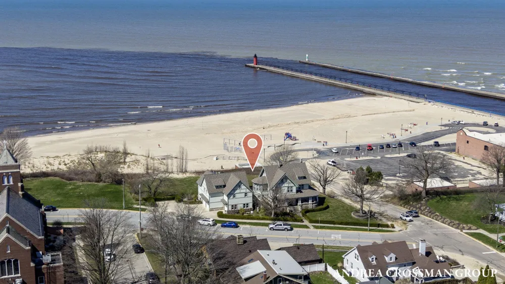 456 Monroe Boulevard South Haven City, MI 49090