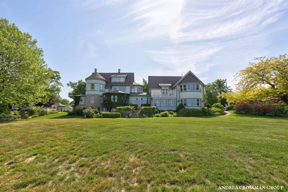 456 Monroe Boulevard South Haven City, MI 49090