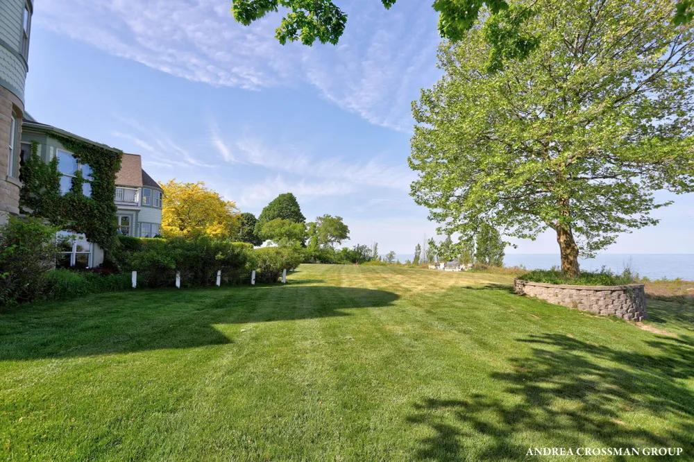 456 Monroe Boulevard South Haven City, MI 49090