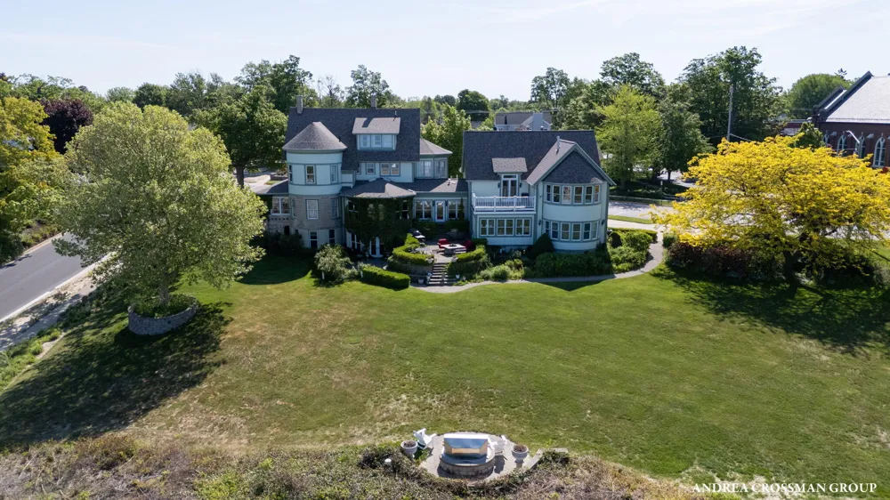 456 Monroe Boulevard South Haven City, MI 49090
