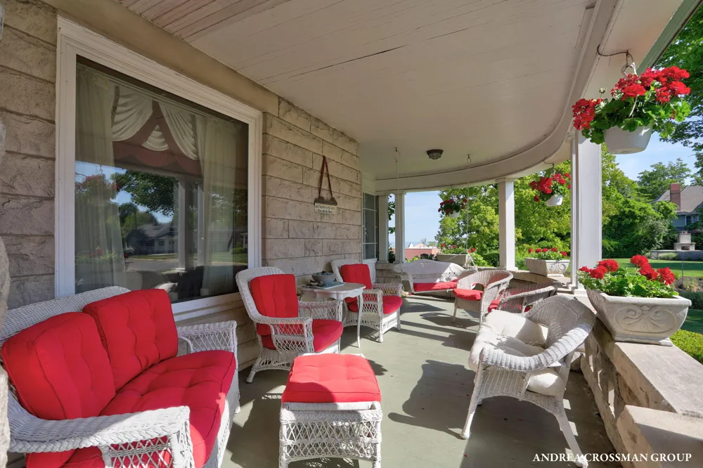 456 Monroe Boulevard South Haven City, MI 49090