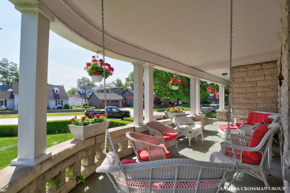 456 Monroe Boulevard South Haven City, MI 49090