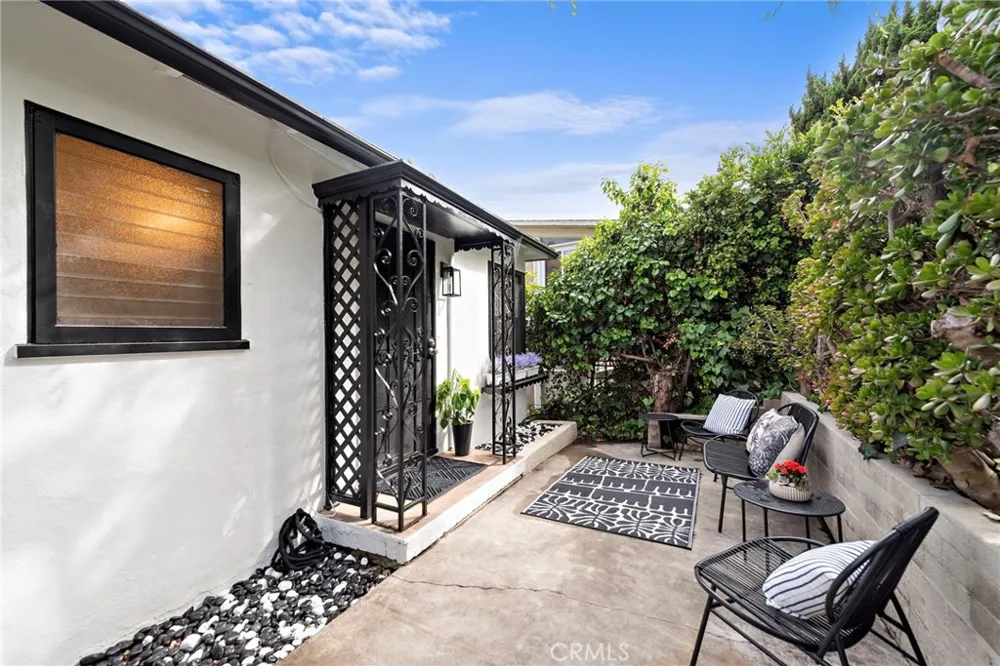 189 Lower Cliff Drive Laguna Beach, CA 92651