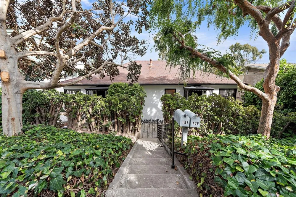 189 Lower Cliff Drive Laguna Beach, CA 92651