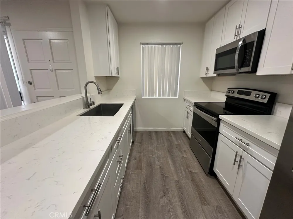 12350 Del Amo #2509 Lakewood, CA 90715