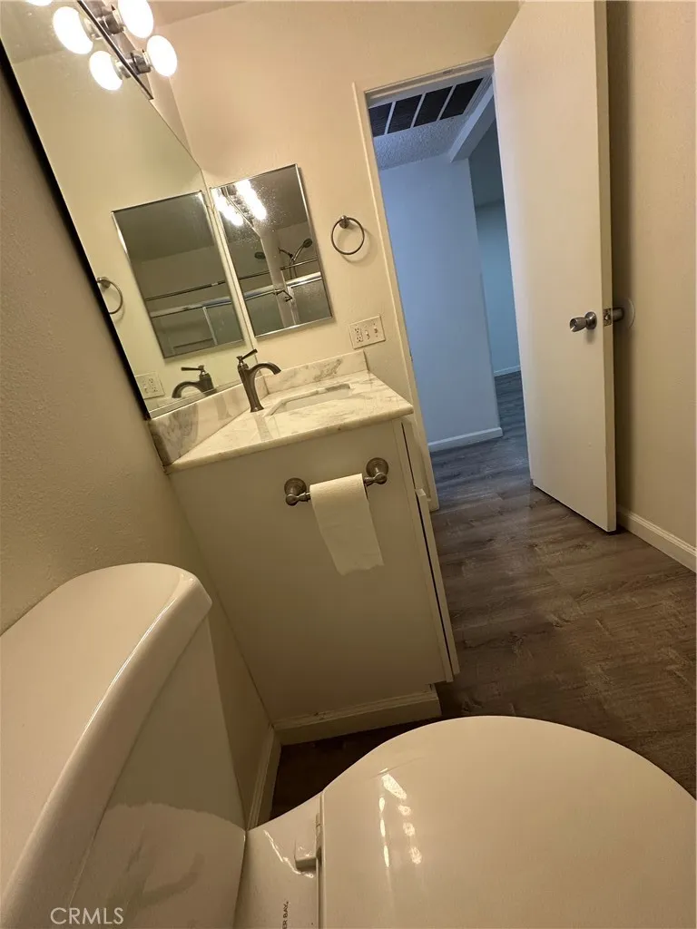 12350 Del Amo #2509 Lakewood, CA 90715