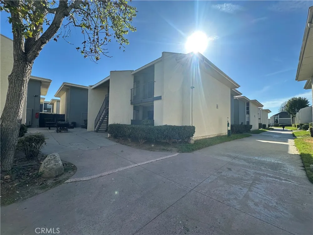 12350 Del Amo #2509 Lakewood, CA 90715