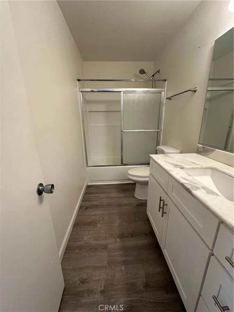 12350 Del Amo #2509 Lakewood, CA 90715