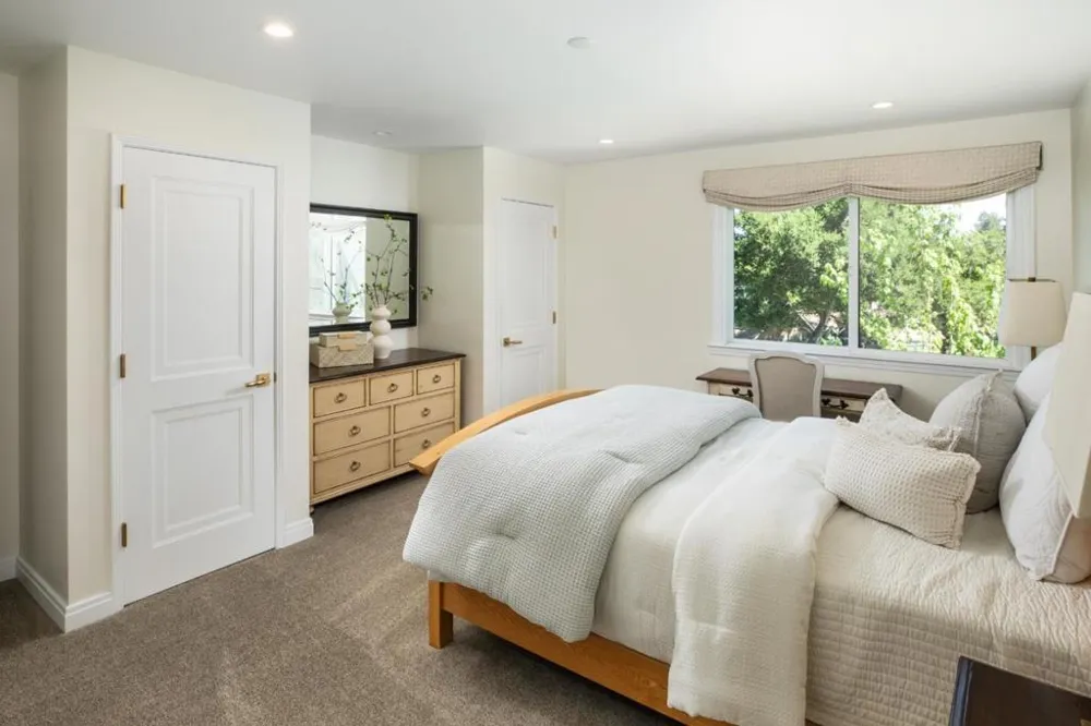 226 W Edith Avenue #20 Los Altos, CA 94022