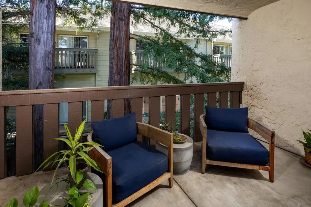 226 W Edith Avenue #20 Los Altos, CA 94022